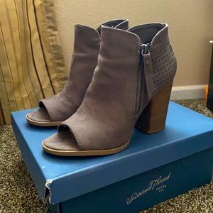 Universal Threat Bootie